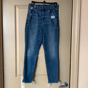 Women’s American Eagle jeans